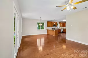 25 Houston St, Asheville, NC 28801 - Photo 21