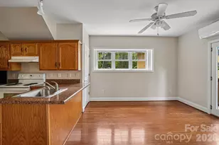 25 Houston St, Asheville, NC 28801 - Photo 37