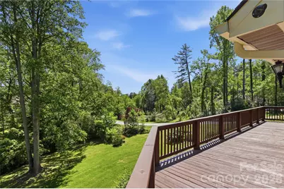 207 Wood Dale Drive, Hendersonville, NC 28791 - Photo 37