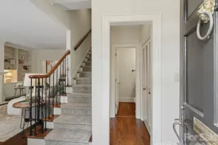 148 Perrin Pl, Charlotte, NC 28207 - Photo 17