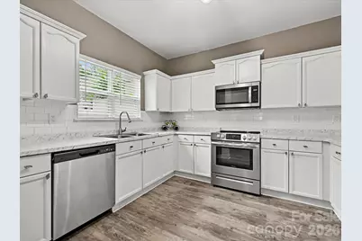 334 Bridal Veil Drive, Charlotte, NC 28217 - Photo 7