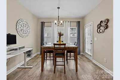 334 Bridal Veil Drive, Charlotte, NC 28217 - Photo 3