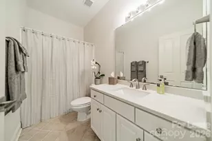 642 E 9th St, Charlotte, NC 28202 - Photo 25