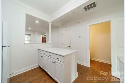 642 E 9th Street, Charlotte, NC 28202 - Photo 13