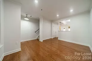 642 E 9th St, Charlotte, NC 28202 - Photo 5