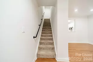 642 E 9th St, Charlotte, NC 28202 - Photo 21