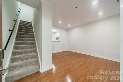 642 E 9th Street, Charlotte, NC 28202 - Photo 3