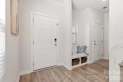5012 Shadbush Road, Charlotte, NC 28215 - Photo 9