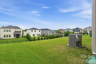5012 Shadbush Rd, Charlotte, NC 28215 - Photo 33
