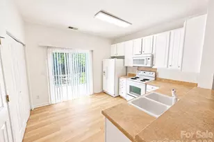 8611 Wandering Creek Way, Charlotte, NC 28227 - Photo 3
