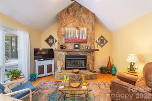 132 Rumbling Bald Rd, Lake Lure, NC 28746 - Photo 3