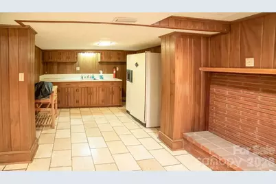 108 Beall Street NW, Lenoir, NC 28645 - Photo 35
