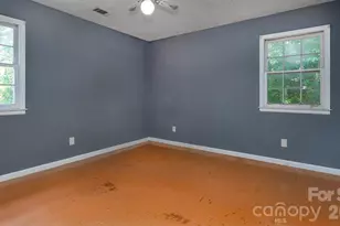 4900 Carriage Dr Cir, Charlotte, NC 28205 - Photo 19