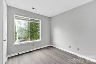 9531 University Terrace Dr, Charlotte, NC 28262 - Photo 11