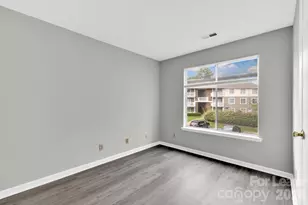 9531 University Terrace Dr, Charlotte, NC 28262 - Photo 9