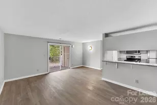 9531 University Terrace Dr, Charlotte, NC 28262 - Photo 5