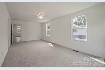 1417 N Oakwood Street, Gastonia, NC 28052 - Photo 17