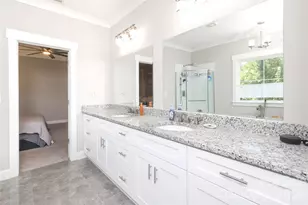 10105 Greenwood Ct, Charlotte, NC 28215 - Photo 17