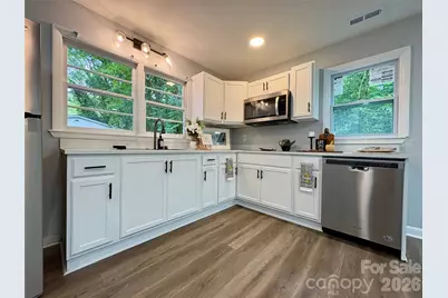 435 E Club Drive, Gastonia, NC 28054 - Photo 3