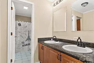 17 Captains Dr, Candler, NC 28715 - Photo 33