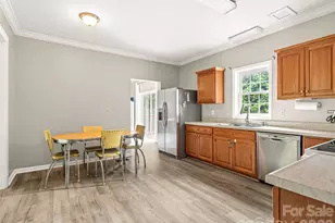 17 Captains Dr, Candler, NC 28715 - Photo 25