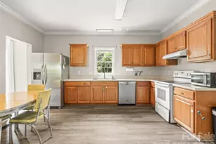 17 Captains Dr, Candler, NC 28715 - Photo 23