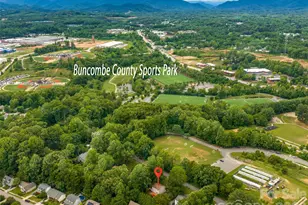 17 Captains Dr, Candler, NC 28715 - Photo 5