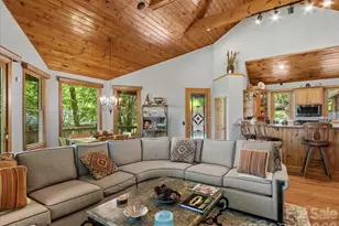 15 Ivy Point Ln, Burnsville, NC 28714 - Photo 5
