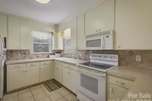 132 Starmount Cir, Morganton, NC 28655 - Photo 21