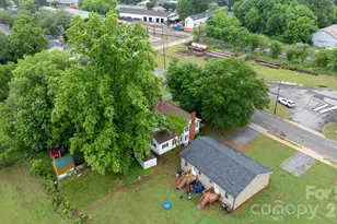 1311 N College Ave, Newton, NC 28658 - Photo 37