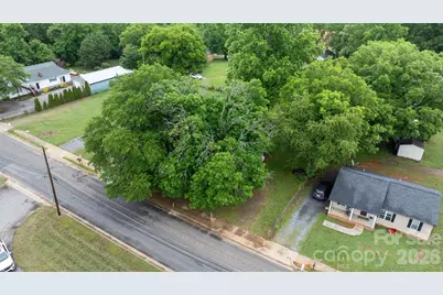 1311 N College Avenue, Newton, NC 28658 - Photo 35