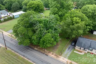 1311 N College Ave, Newton, NC 28658 - Photo 35