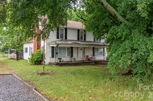 1311 N College Ave, Newton, NC 28658 - Photo 23