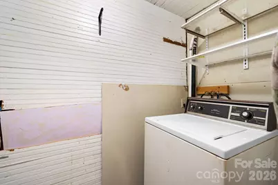 1311 N College Avenue, Newton, NC 28658 - Photo 11