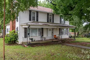 1311 N College Ave, Newton, NC 28658 - Photo 3