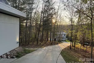 3445 Irish Hills Rd, Morganton, NC 28655 - Photo 5