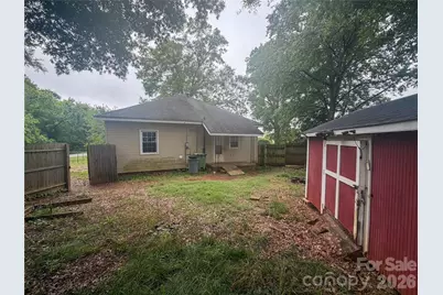 204 Madora Street, Mount Holly, NC 28120 - Photo 7