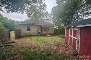 204 Madora St, Mount Holly, NC 28120 - Photo 7