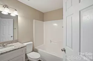 2910 Azalea Hills Dr, Charlotte, NC 28262 - Photo 25