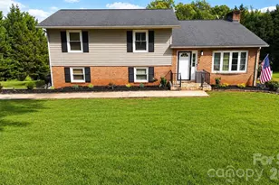1984 Crestdale Ln, Newton, NC 28658 - Photo 1