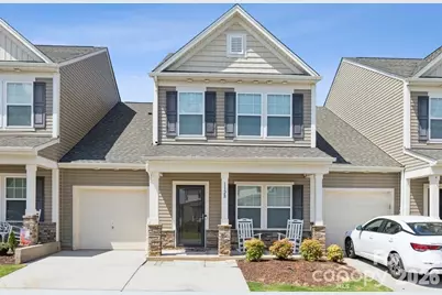 112 B Davenport Drive, Statesville, NC 28677 - Photo 1