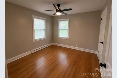 330 W 27th Street, Newton, NC 28625 - Photo 13