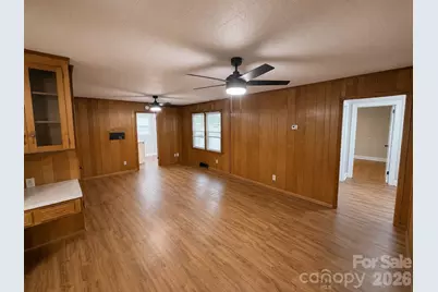 330 W 27th Street, Newton, NC 28625 - Photo 15