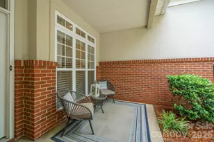 8829 Legacy Lake Ln, Charlotte, NC 28269 - Photo 3