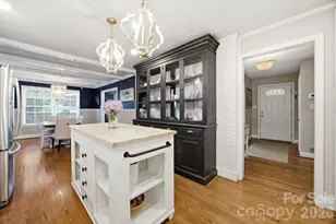 1137 Sewickley Dr, Charlotte, NC 28209 - Photo 7