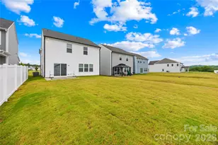 2312 Morgan Hls Dr, Albemarle, NC 28001 - Photo 3