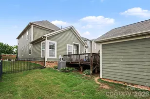 2016 Henslow Trl, Fort Mill, SC 29708 - Photo 33