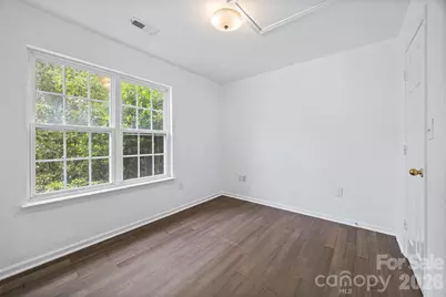 6226 Dumont Lane, Charlotte, NC 28269 - Photo 13