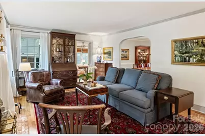 2126 Cumberland Avenue, Charlotte, NC 28203 - Photo 3