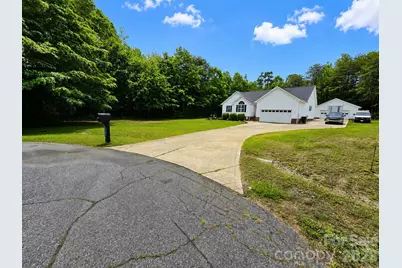 4583 Shawnee Court, Maiden, NC 28650 - Photo 3